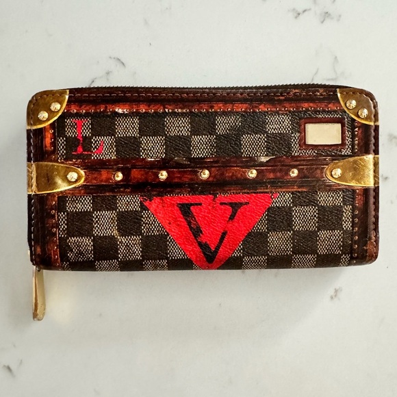 LOUIS VUITTON Time Trunk Damier Ebene Zippy Wallet Gold Hardware…SUPER RARE!! - Picture 1 of 14